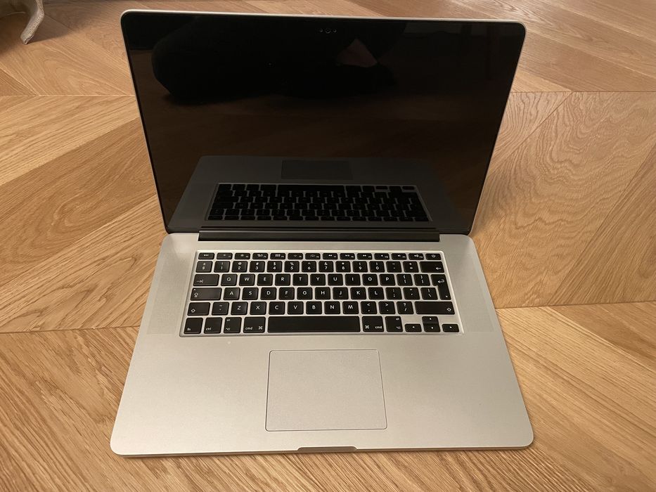 MacBook Pro 15 (mid. 2015) 1TB