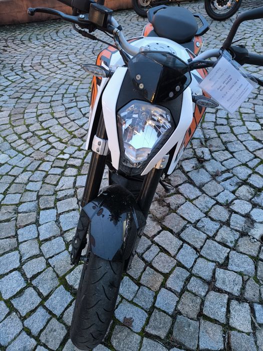 KTM DUKE 125 13 impec
