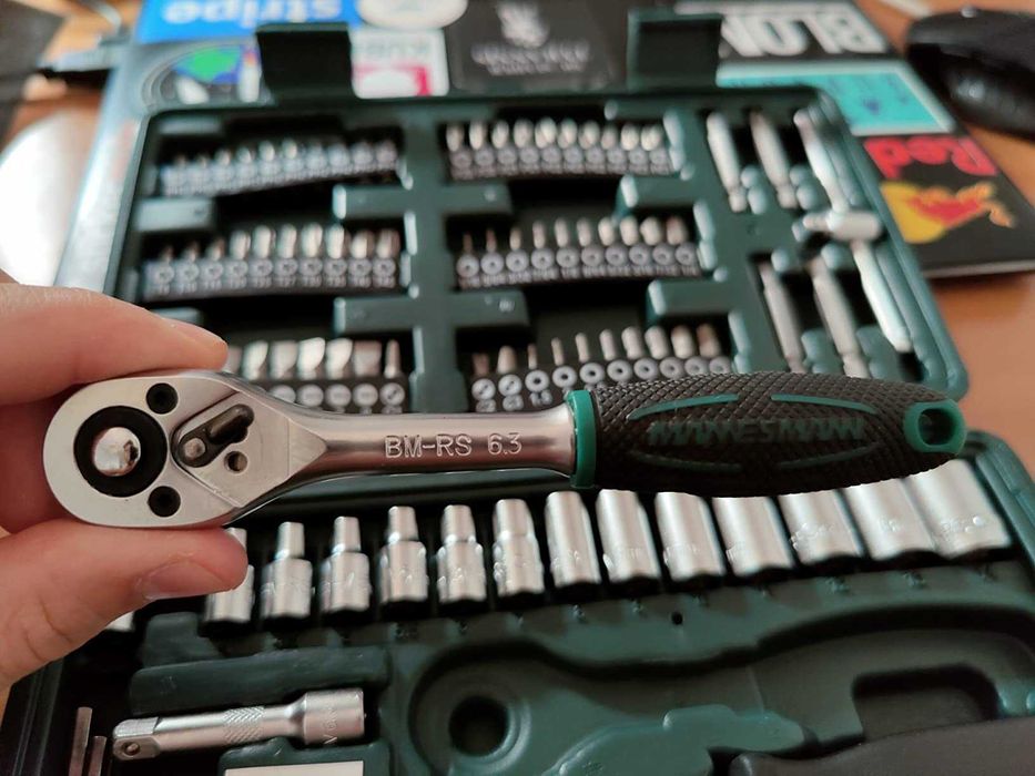 {não negociável} Novo Conjunto de chaves de soquete 130 peças