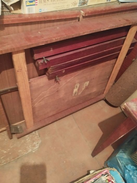 Продамо стола полірованого складного часів СССР