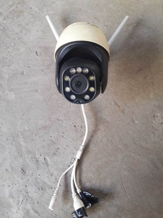 Поворотна  камера