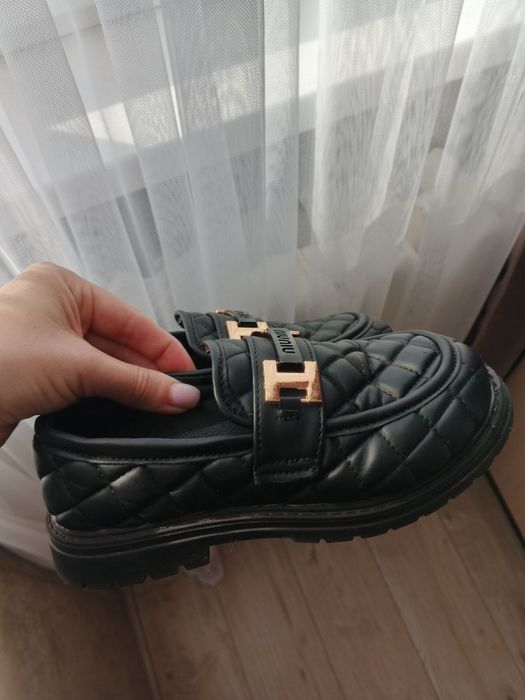Лофери для дівчинки