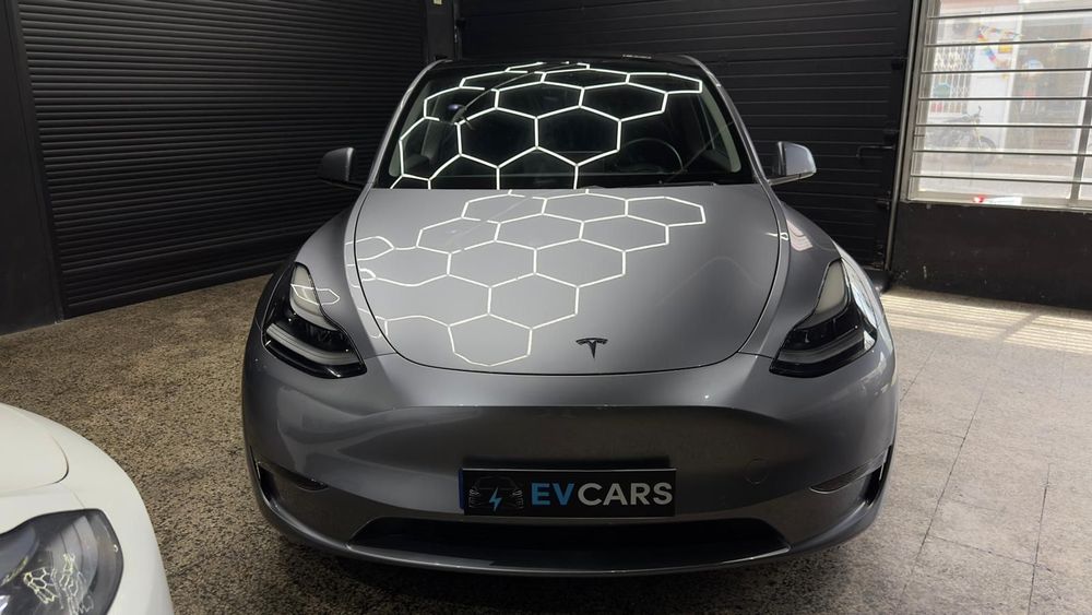 Tesla Model Y Performance Dual Motor AWD