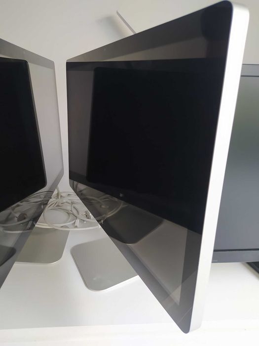 Monitor Apple Thunderbolt Display 27" IPS 2560x1440 A1407 2.1 49W FaceTime HD Webcam 3x USB Ethernet em bom estado