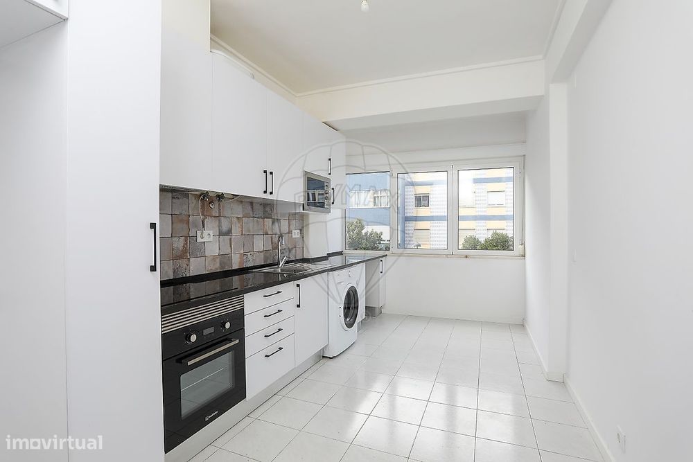 Apartamento T2 para venda — Odivelas, Lisboa