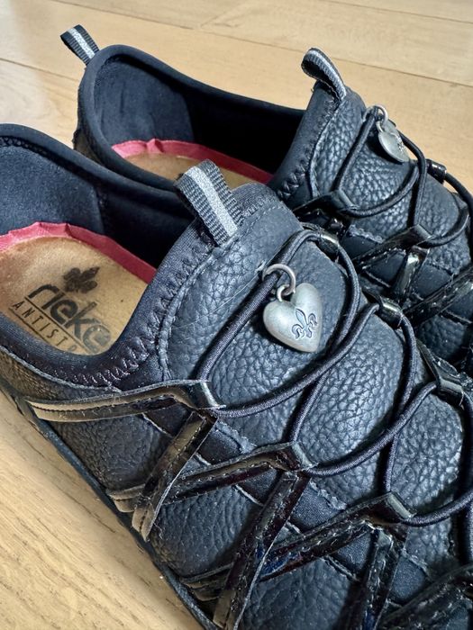 Buty wsuwane Rieker roz. 42
