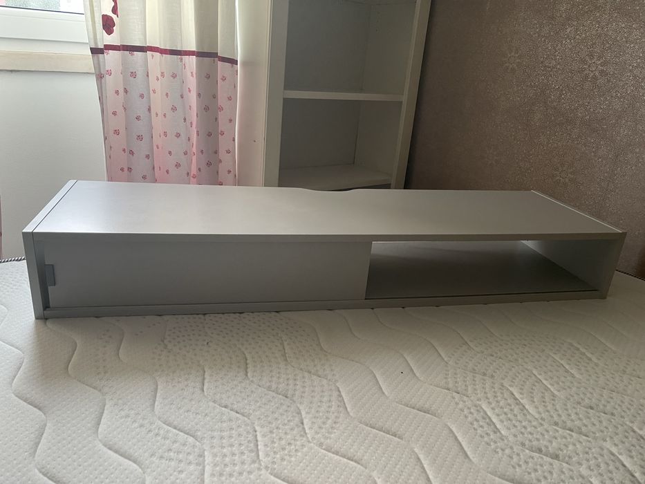 Móvel/prateleira ikea excelente estado