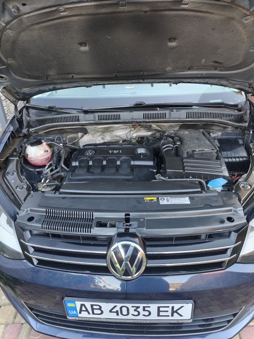 Автомобіль VW Шаран 2015року