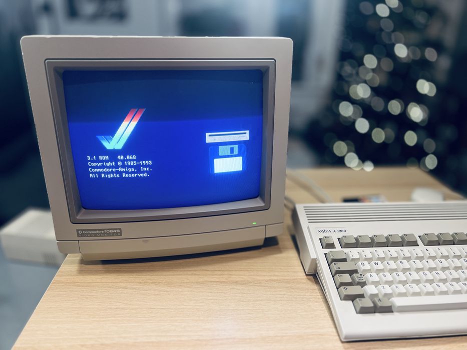 Commodore Amiga 1200 Magic - ESCOM - kolekcjonerki stan Wrocław ...