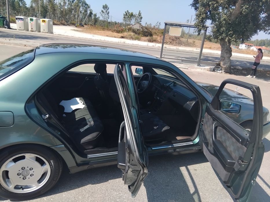 Mercedes  C180 gasolina  e GPL