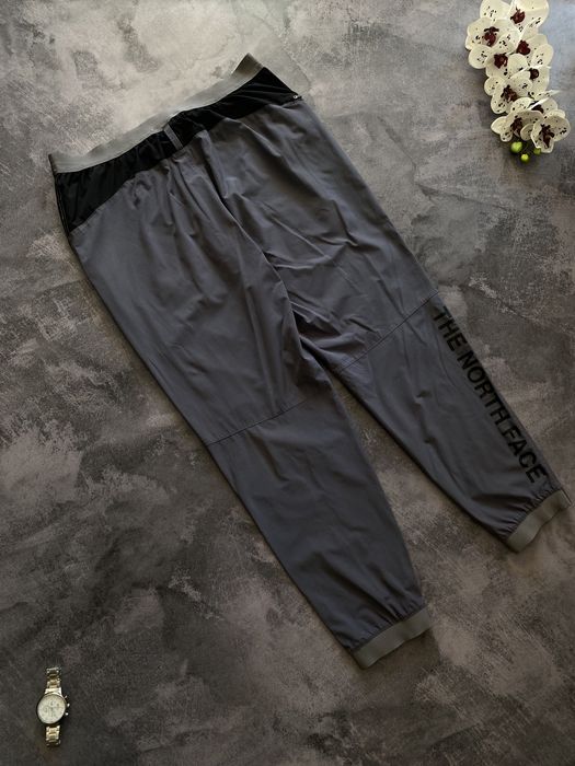 Нейлоновые штаны The North Face мужские оригинал
