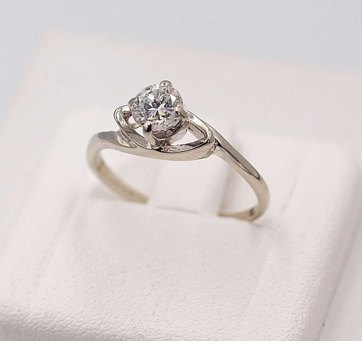 pierścionek złoto 585 brylant 0,42 ct certyfikat roz. 10 G.490