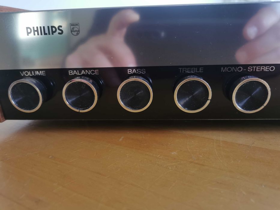 Amplituner PHILIPS NG 1415 Österreich