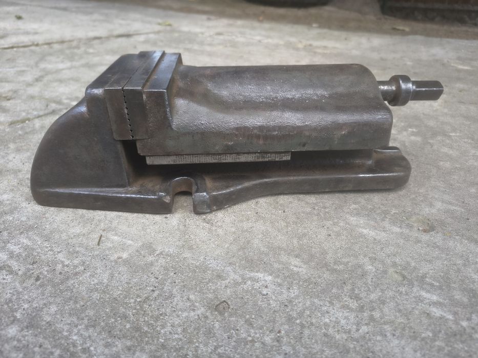Imadło maszynowe FPU BISON 160 mm PRL 27kg Frezarka Wiertarka