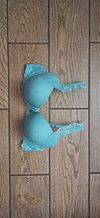 Zielony# miętowy biustonosz Sylvie Meis r. 80 B push up