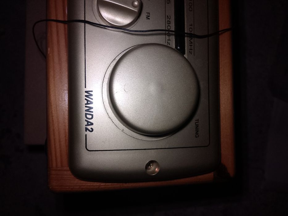 Radio Wanda 2 model na zdjęciu.