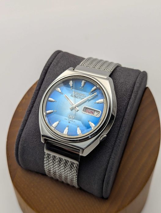 Seiko 5 Actus 6106-7700 Light Blue Dial