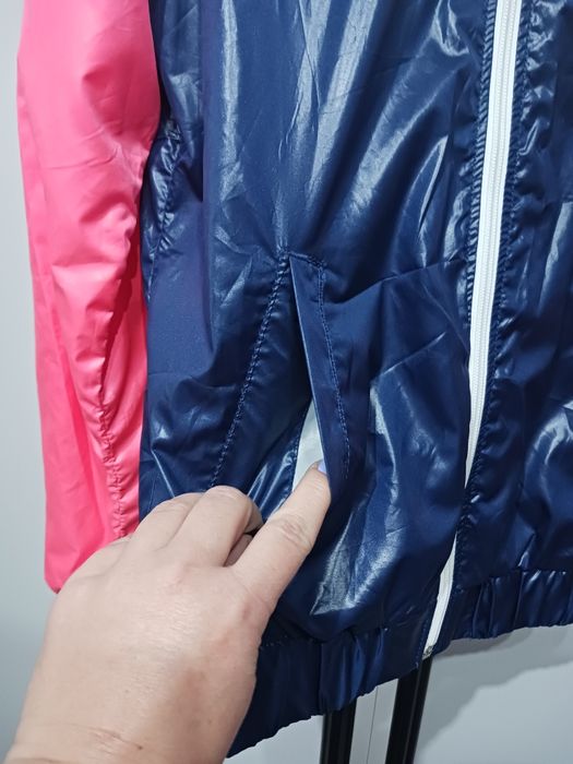 Cieńka kurtka wiatrówka H&M rozm. S-M