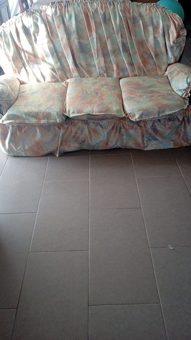 Sofás, alguns sofá cama