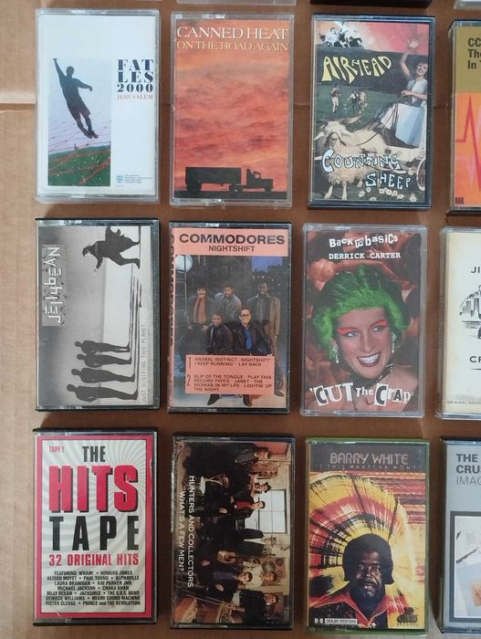 Várias Cassetes Antigas Internacionais #C04L03