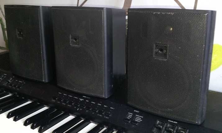 3 colunas JBL control 25 antigas