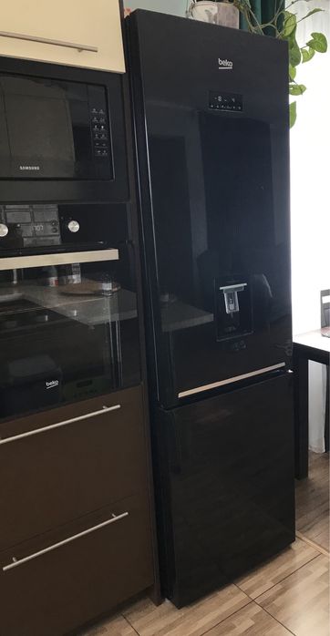 Lodówka Beko MCNA400E30DP - części