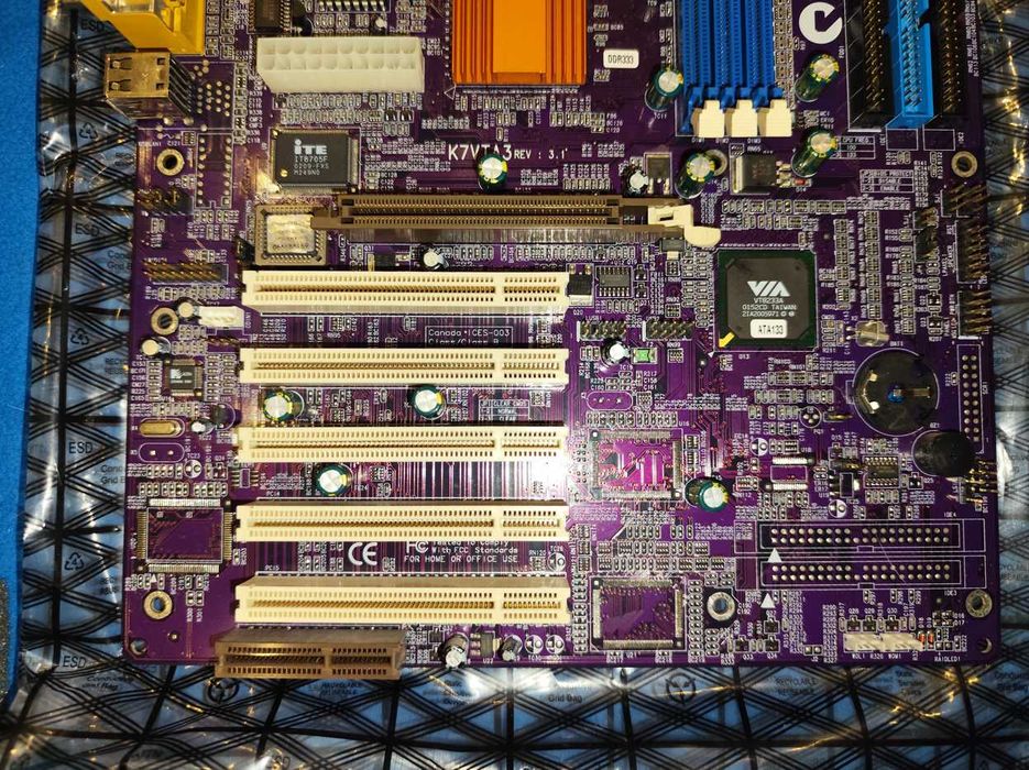 Płyta główna ECS K7VTA3 Rev 3.1 Socket A (Athlon/Duron) | BOX Sprawna