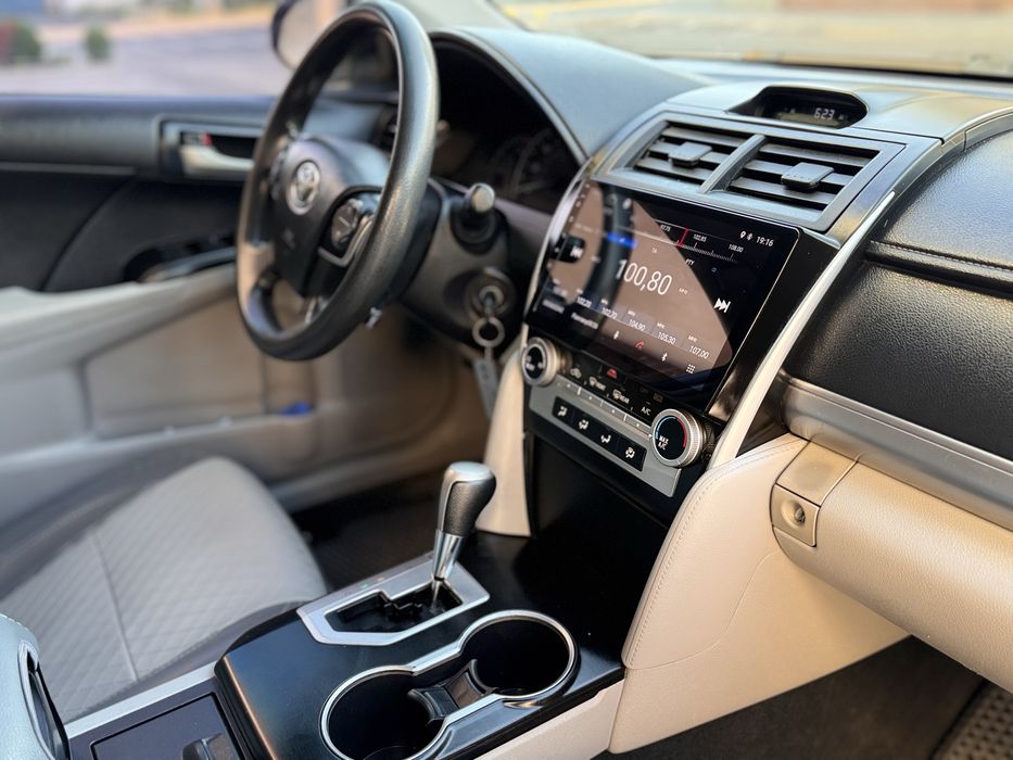 Toyota Camry XV50 LE 2.5 2013