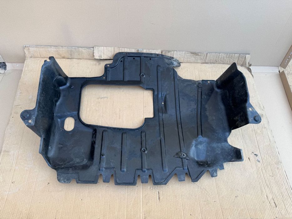 Resguardo de motor Golf 3 TDI Original