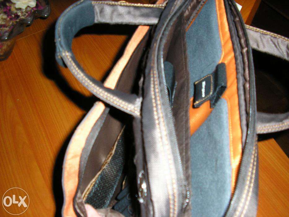 Mala portátil marca Targus