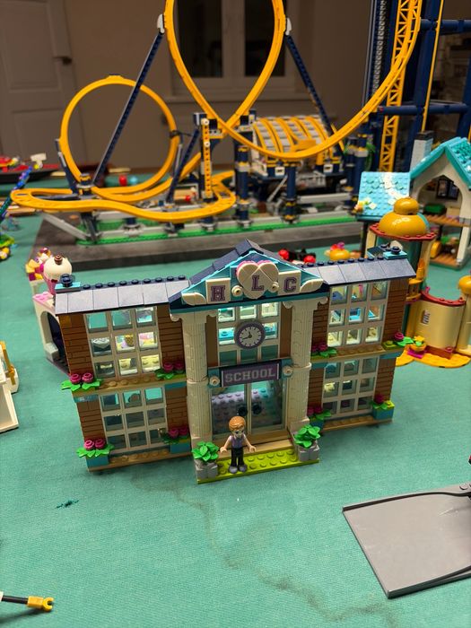 Lego 41682 Школа у Хартлейк-Сіті