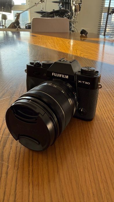 Fujifilm XT30 + Fujifilm XF 18-55 f2.8
