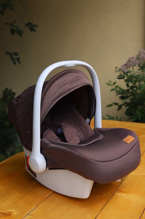 Автокрісло-люлька переноска CARRELLO Mini CRL-11801/1 Coffee Brown, 0+