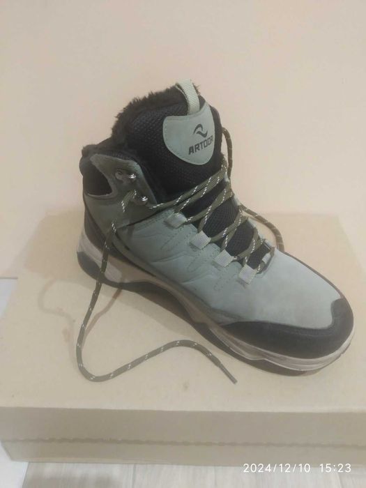 Зимові підліткові ботінки