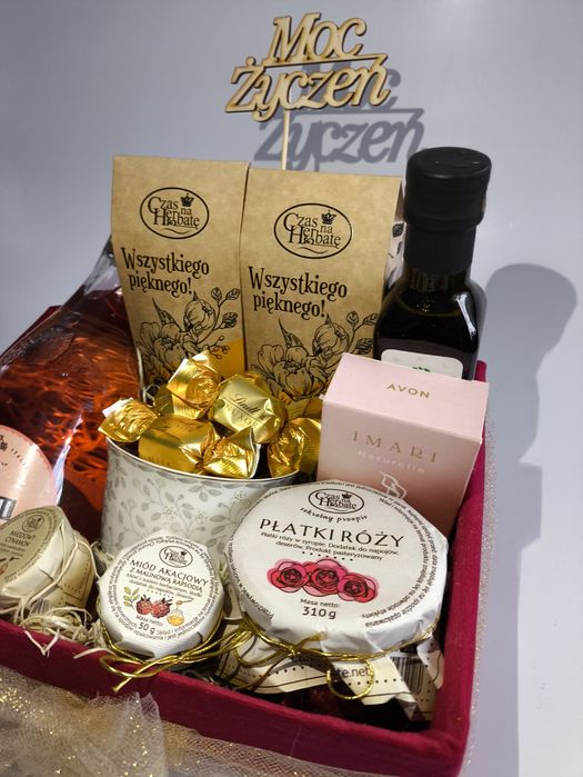 Personalizowany box prezentowy na urodziny, rocznicę, ślub, roczek itp