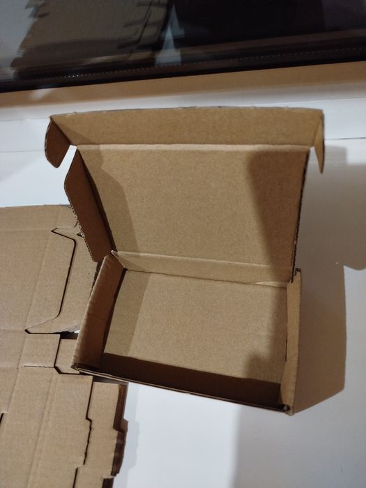 Картонна коробка. Коробка для пакування