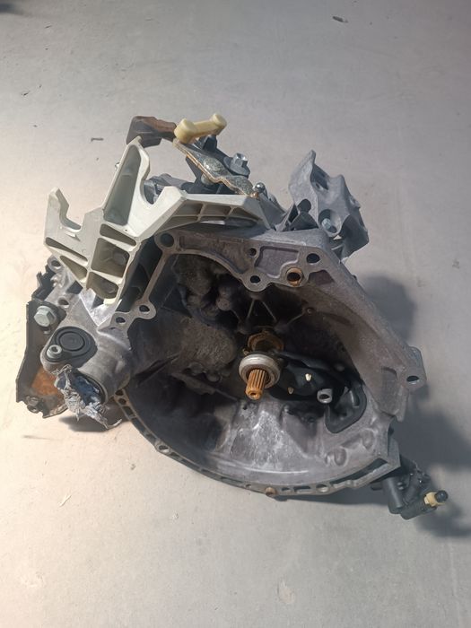 Caixa de velocidades - Peugeot 207 1.4i 2007 ( 20CQ25 )