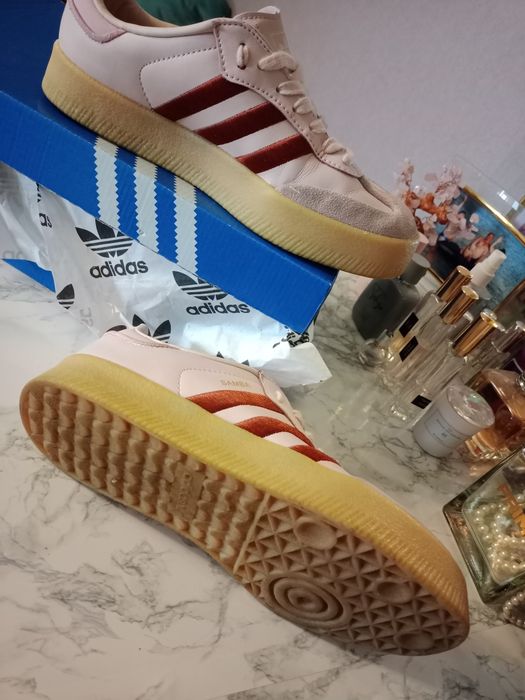 Кеди трендові  Adidas\натур.замша --рожева пудра\ р.39