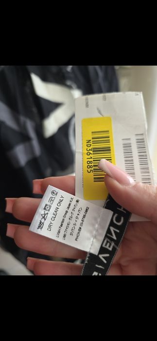 Szalik Givenchy logowany