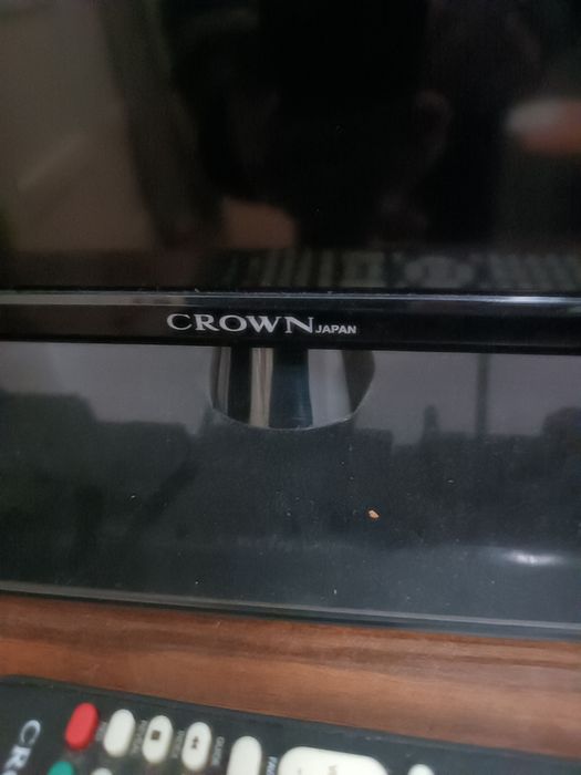 Vendo tv led crown