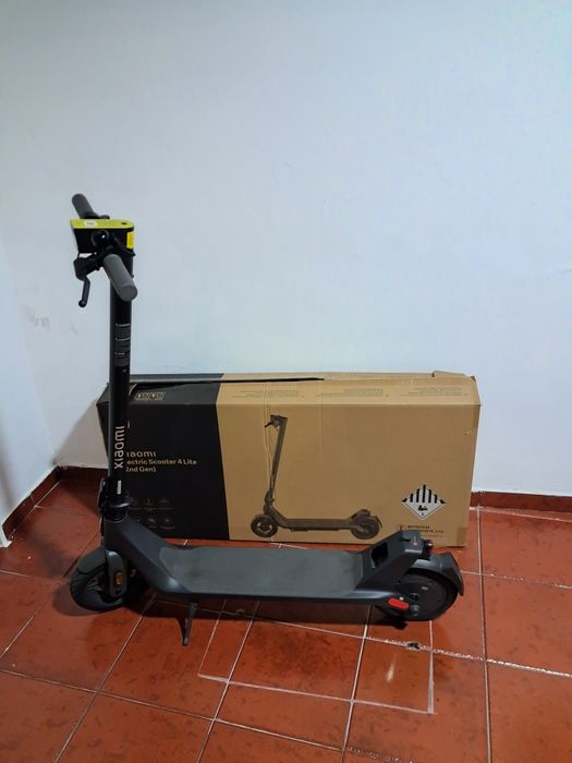 Trotinete Xiaomi na caixa
