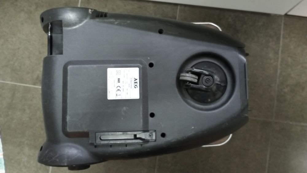Peças aspirador AEG Electrolux Viva Flash 2000W Cyclone AE7340