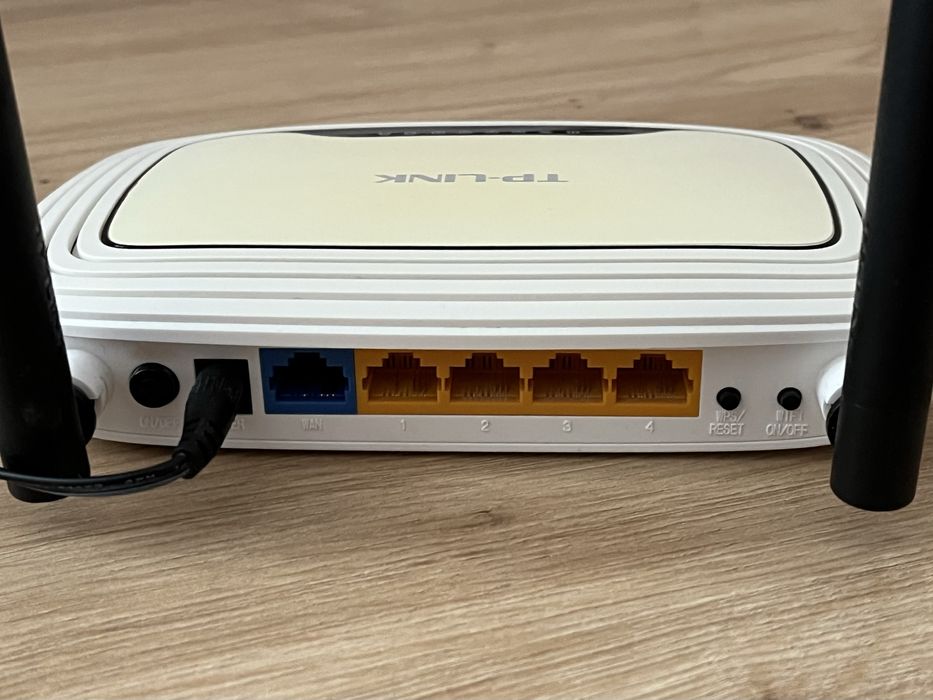 Роутер TP link WR841N