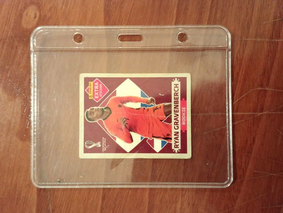 Extra sticker Gravenberch, bordeaux, rookie