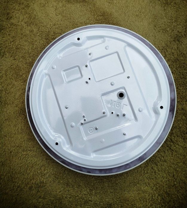 Світильник у вигляді місяця.