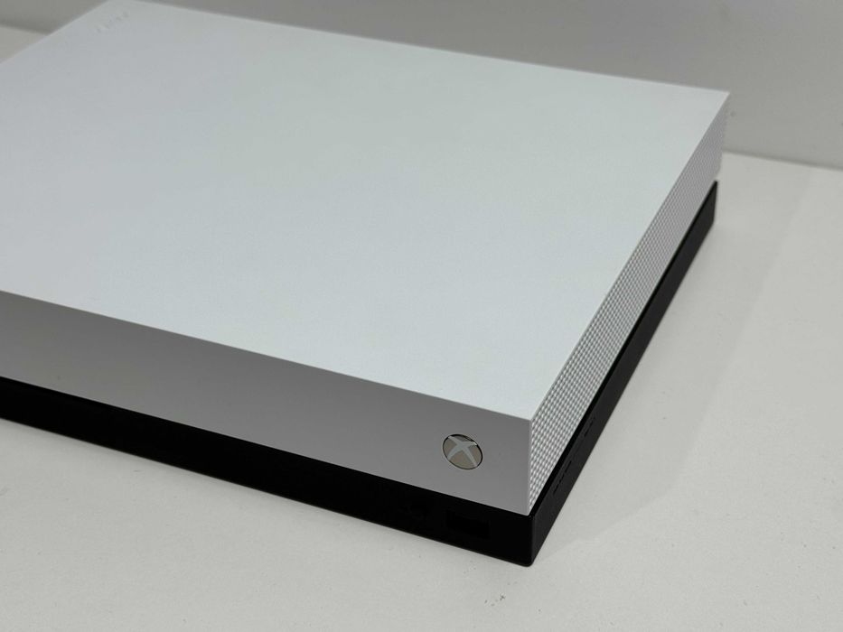 Konsola Xbox One X 1TB | 2 x PAD | Komplet | GWARANCJA | ODNOWIONA