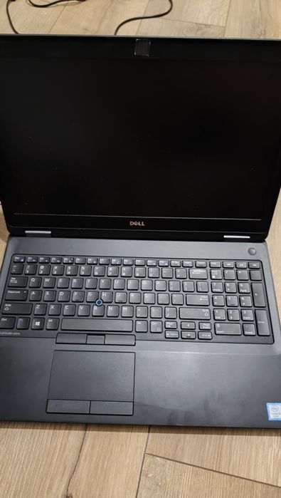 Dell latitude E5570 i5
