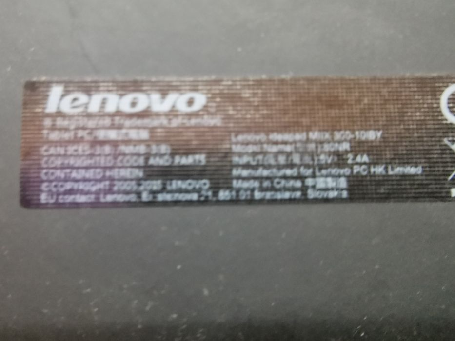 Netbok lenovo mix 300