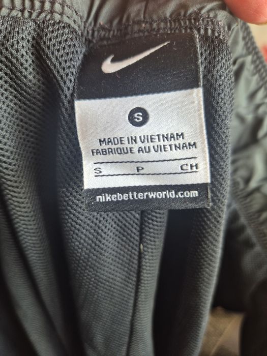Продам спортивный костюм Nike