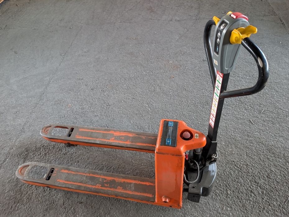 Wózek paletowy paleciak elektryczny